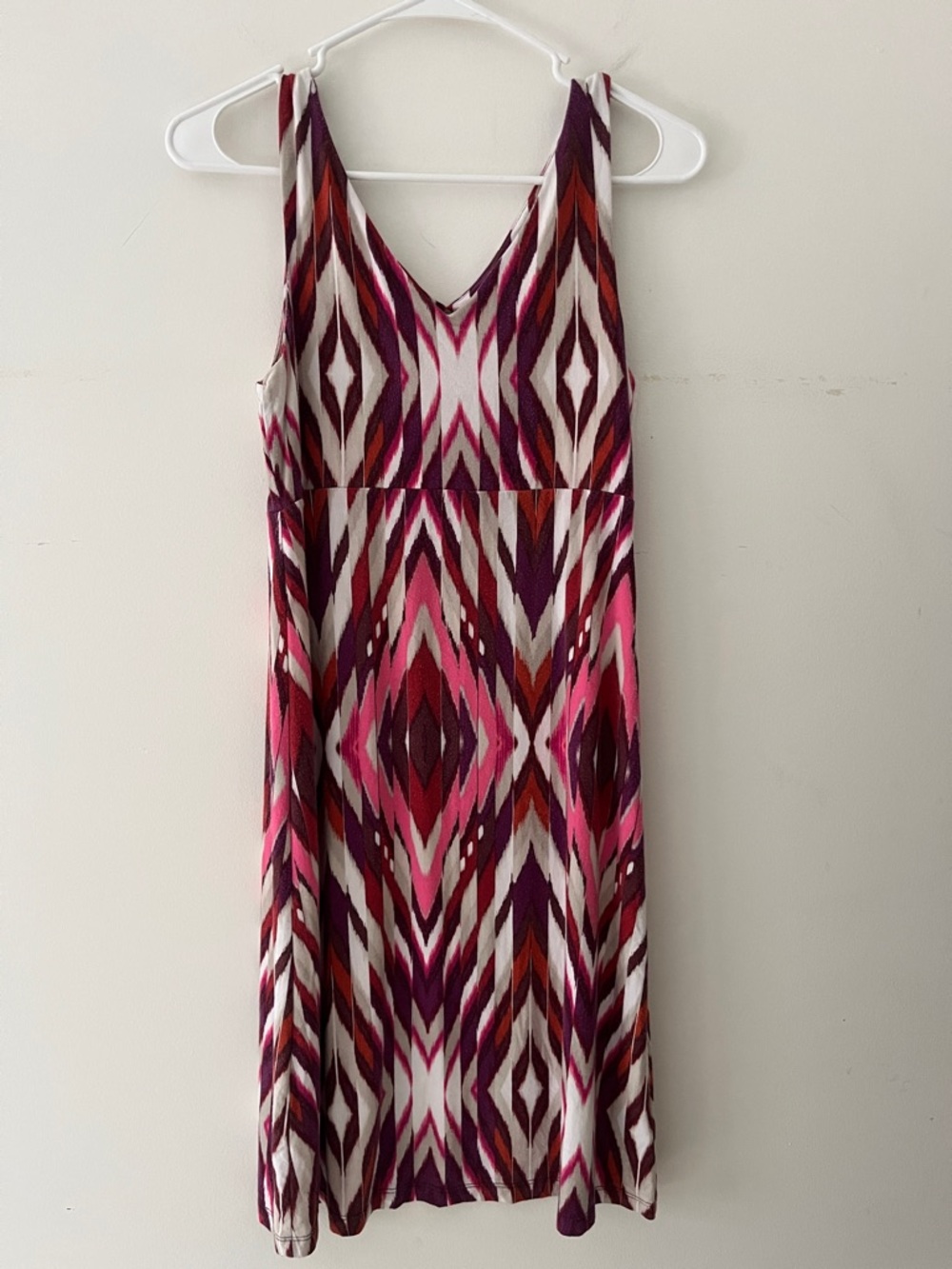 Athleta Santorini V-Neck Dress, v-neck A-line silhouette ikat pattern size XS